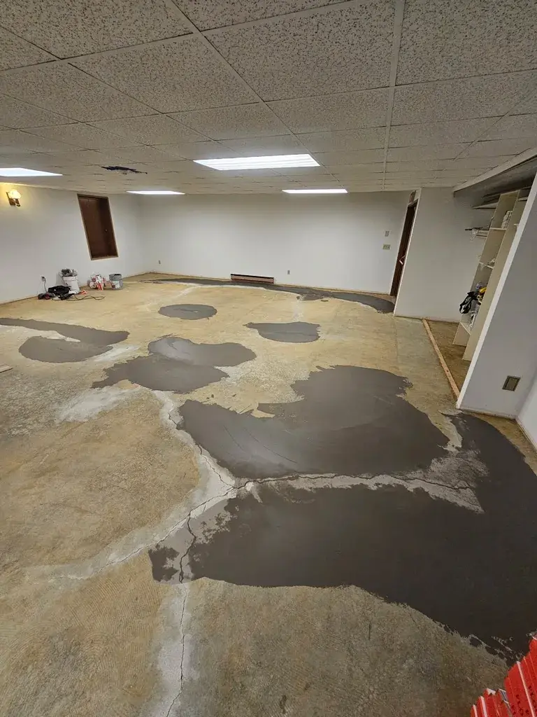 How much does flooring removal cost in Kelowna?